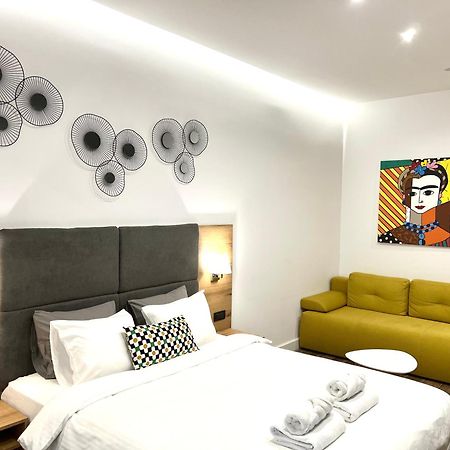 Moni Downtown Luxury Apartments Белград Экстерьер фото
