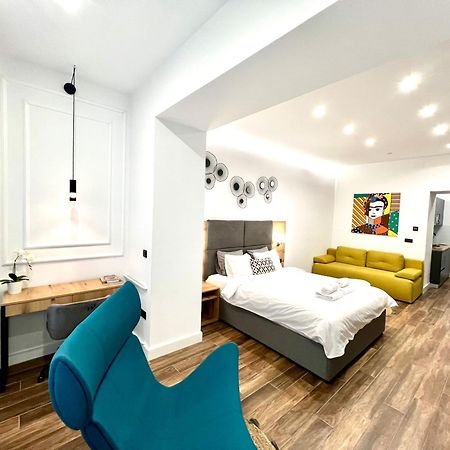 Moni Downtown Luxury Apartments Белград Экстерьер фото